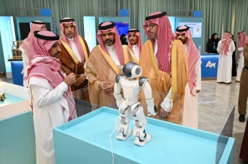 محافظ جدة يفتتح أعمال مؤتمر الابتكار العالمي في الذكاء الاصطناعي وإنترنت الأشياء