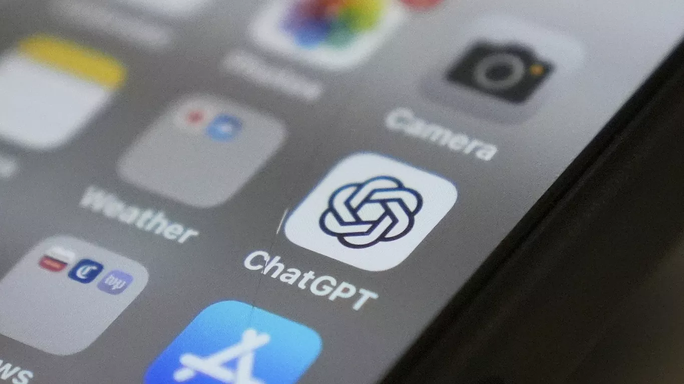 قفزة نوعية في الذكاء الاصطناعي مع إطلاق OpenAI للتحديث الخامس من "ChatGPT"