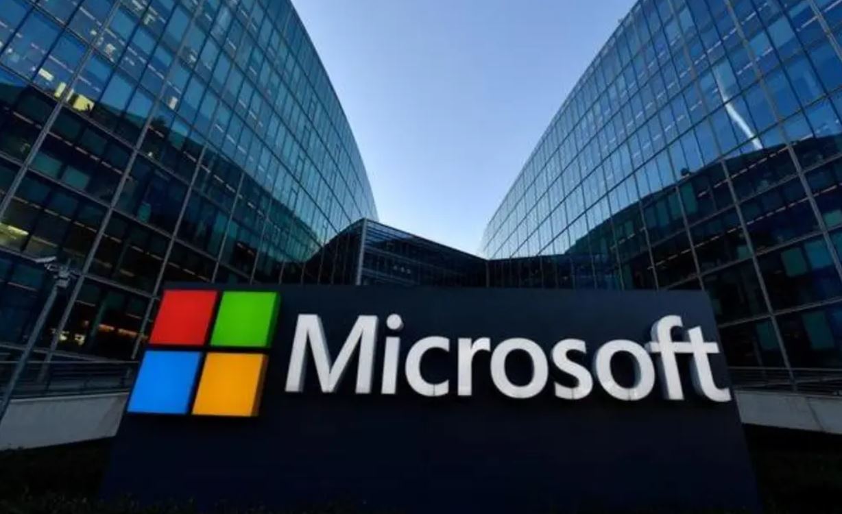 “مايكروسوفت” تحذر: سنوقف تطوير الذكاء الاصطناعي إذا تجاوز السيطرة البشرية
