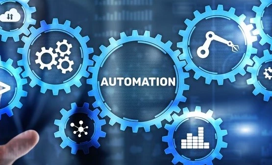 الفرق بين الأتمتة (Automation) والأتمتة الذكية (Intelligent Automation)